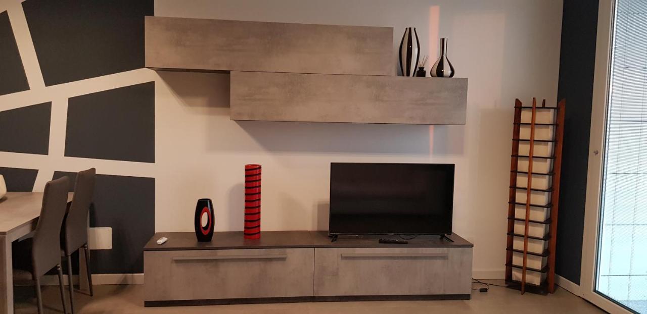 Condominio La Torre 2 Galliate Экстерьер фото